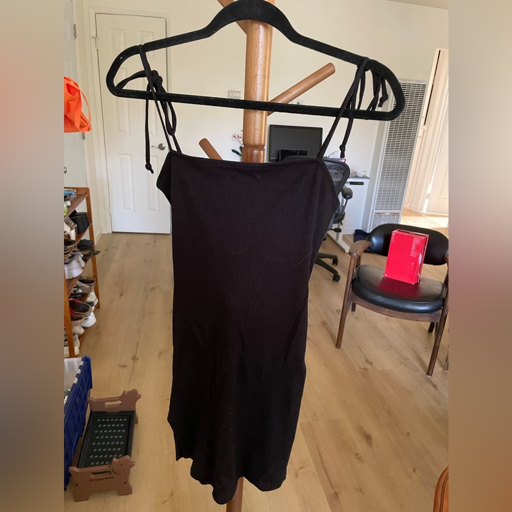 Black square neck tie dress